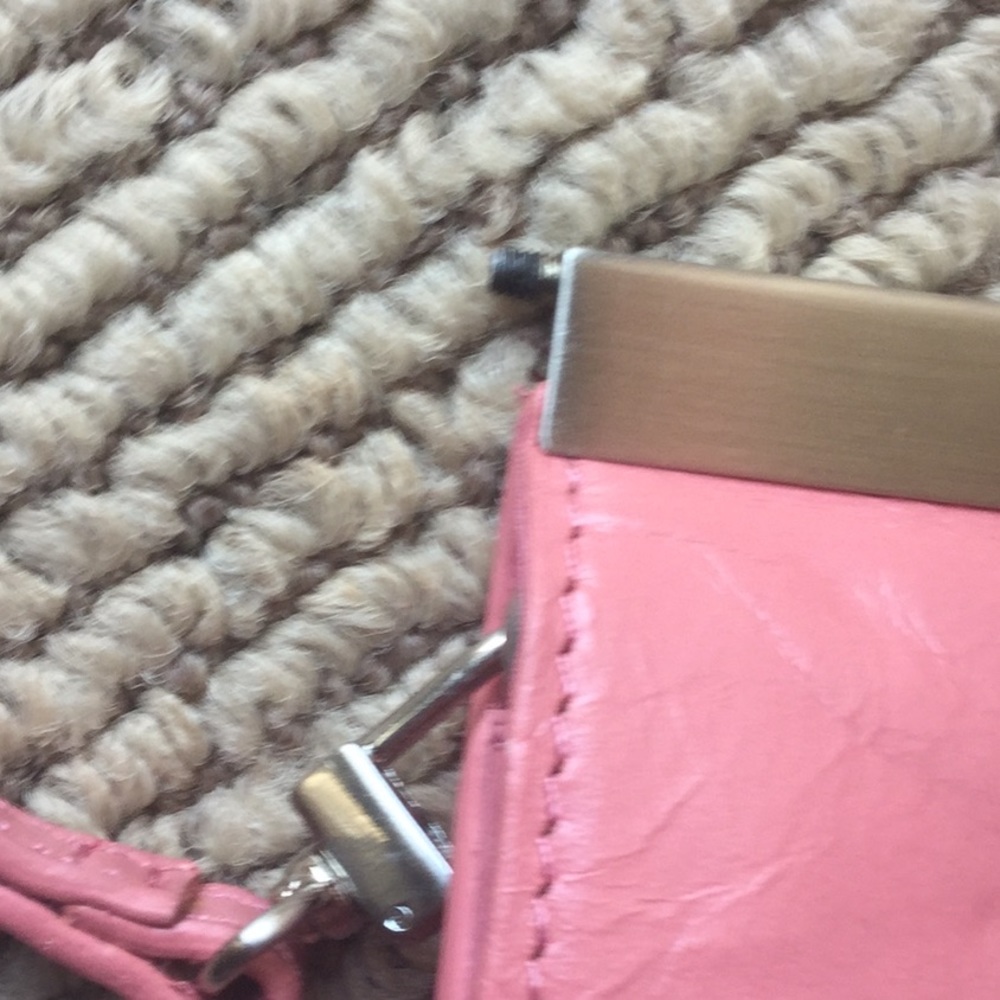 KENNETH COLE WRISTLET, PINK - Picture 4 of 4